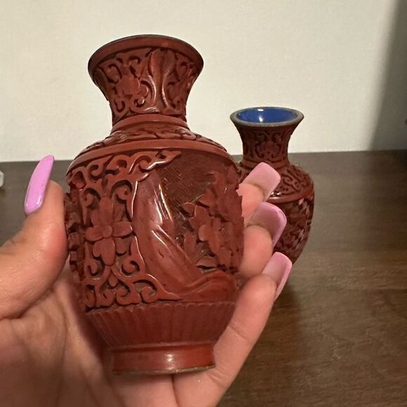 Chinese Cinnabar Pair Of Flower Landscape Vase - Picture 2 of 7